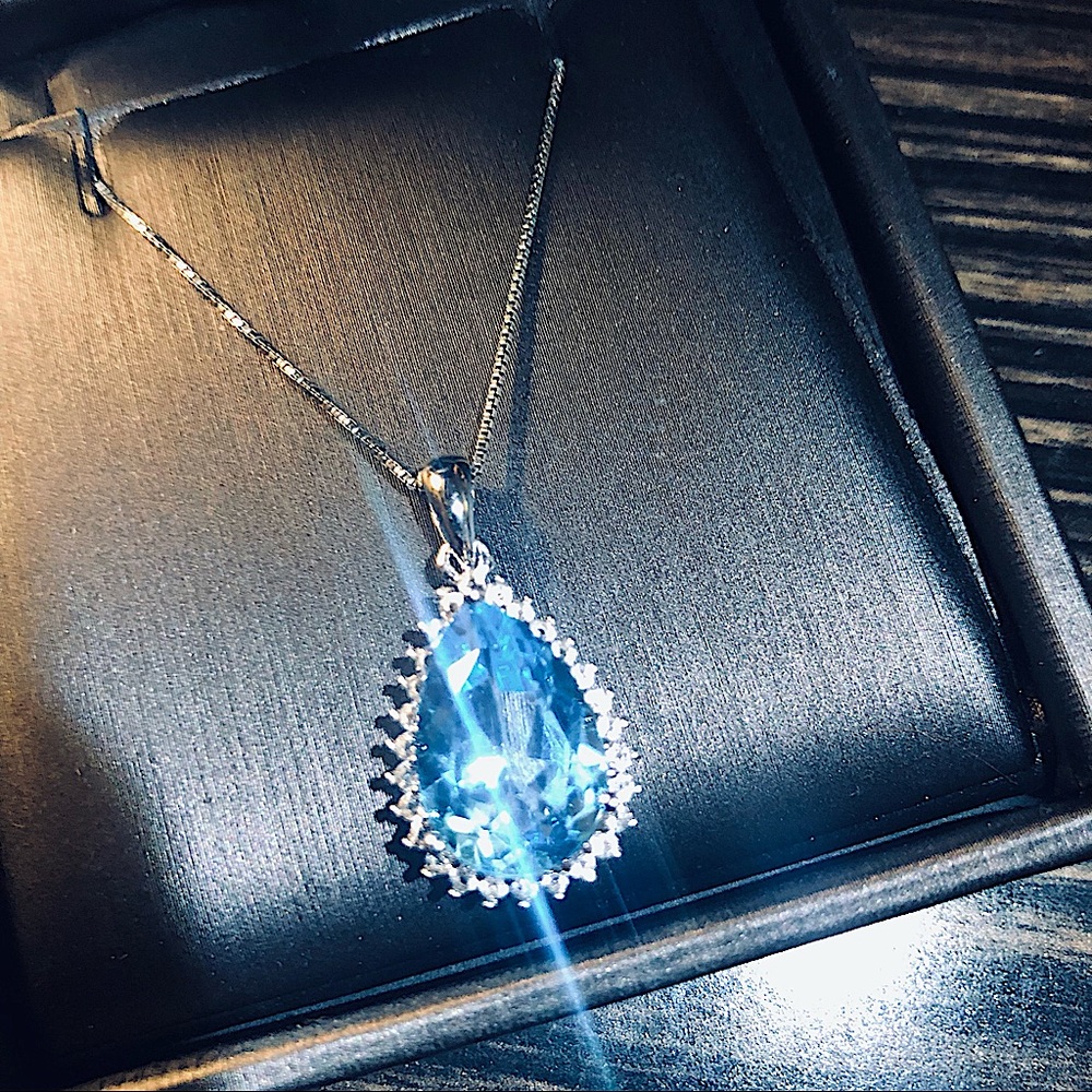 Teardrop blue topaz necklace